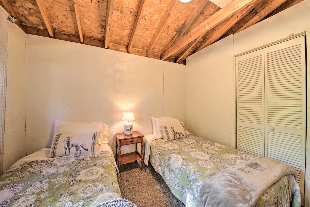 Rustic Retreat Across From Lake Family Friendly! Union Buitenkant foto