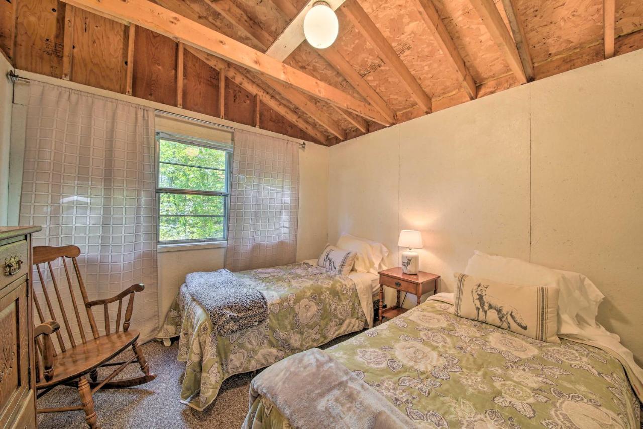 Rustic Retreat Across From Lake Family Friendly! Union Buitenkant foto